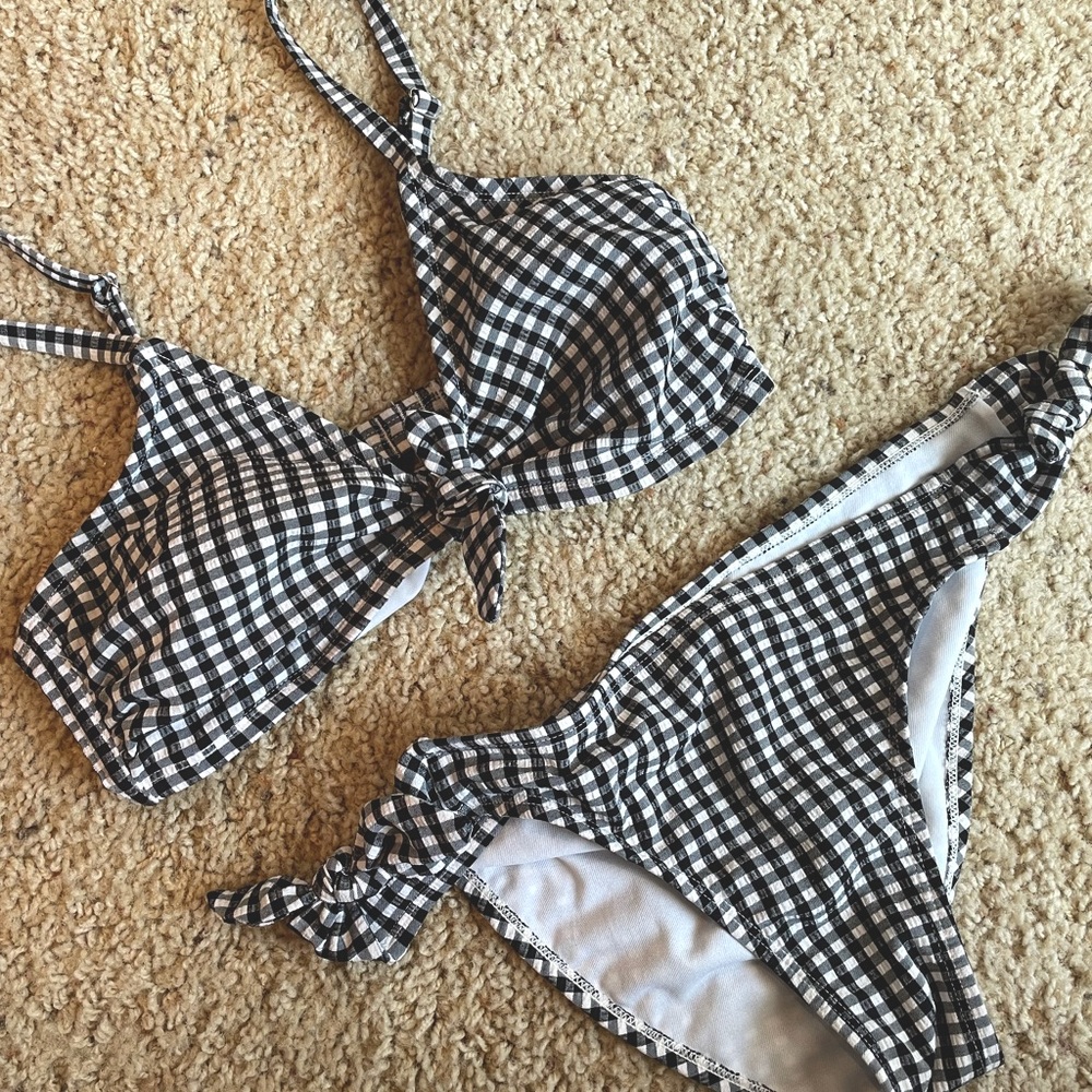 Target Gingham bathing suit Sz L